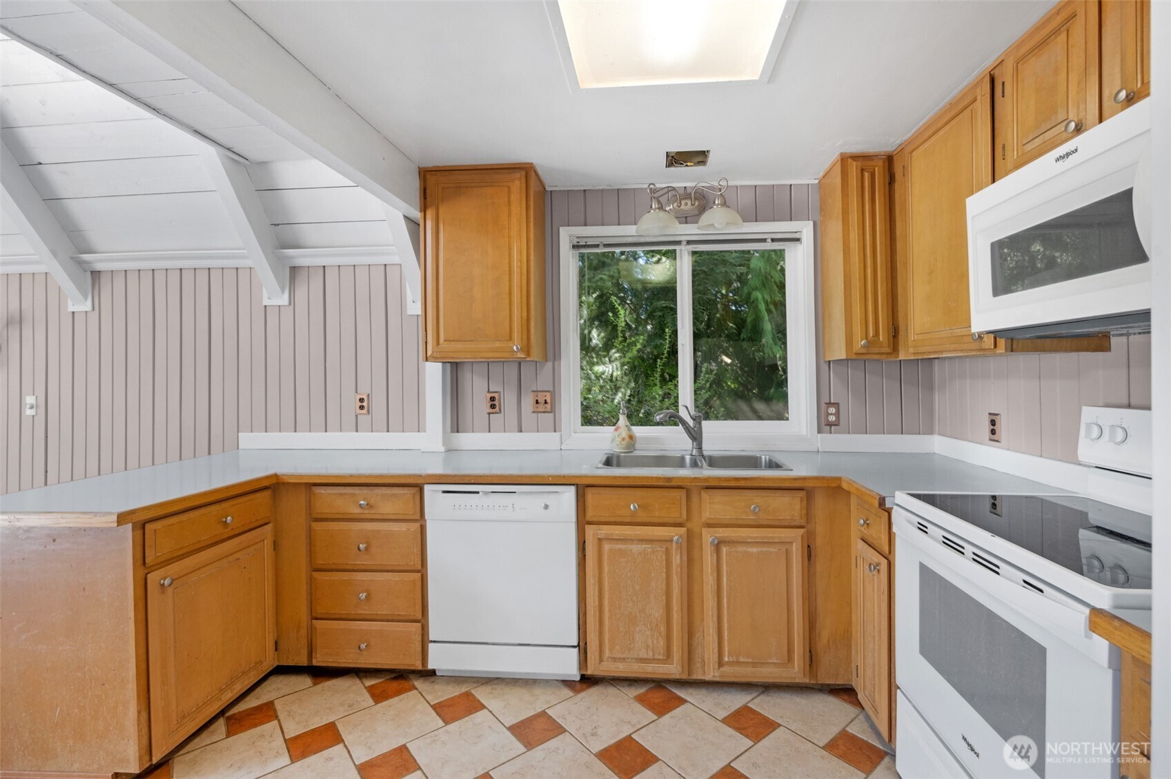 1010 Dyer Road