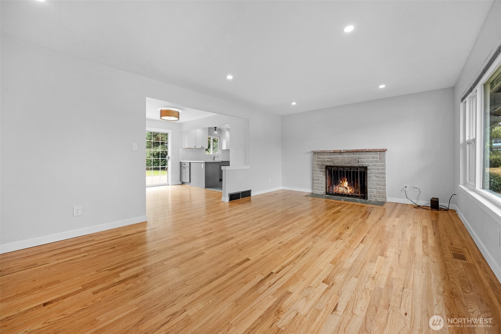 3811 SW 104th Street