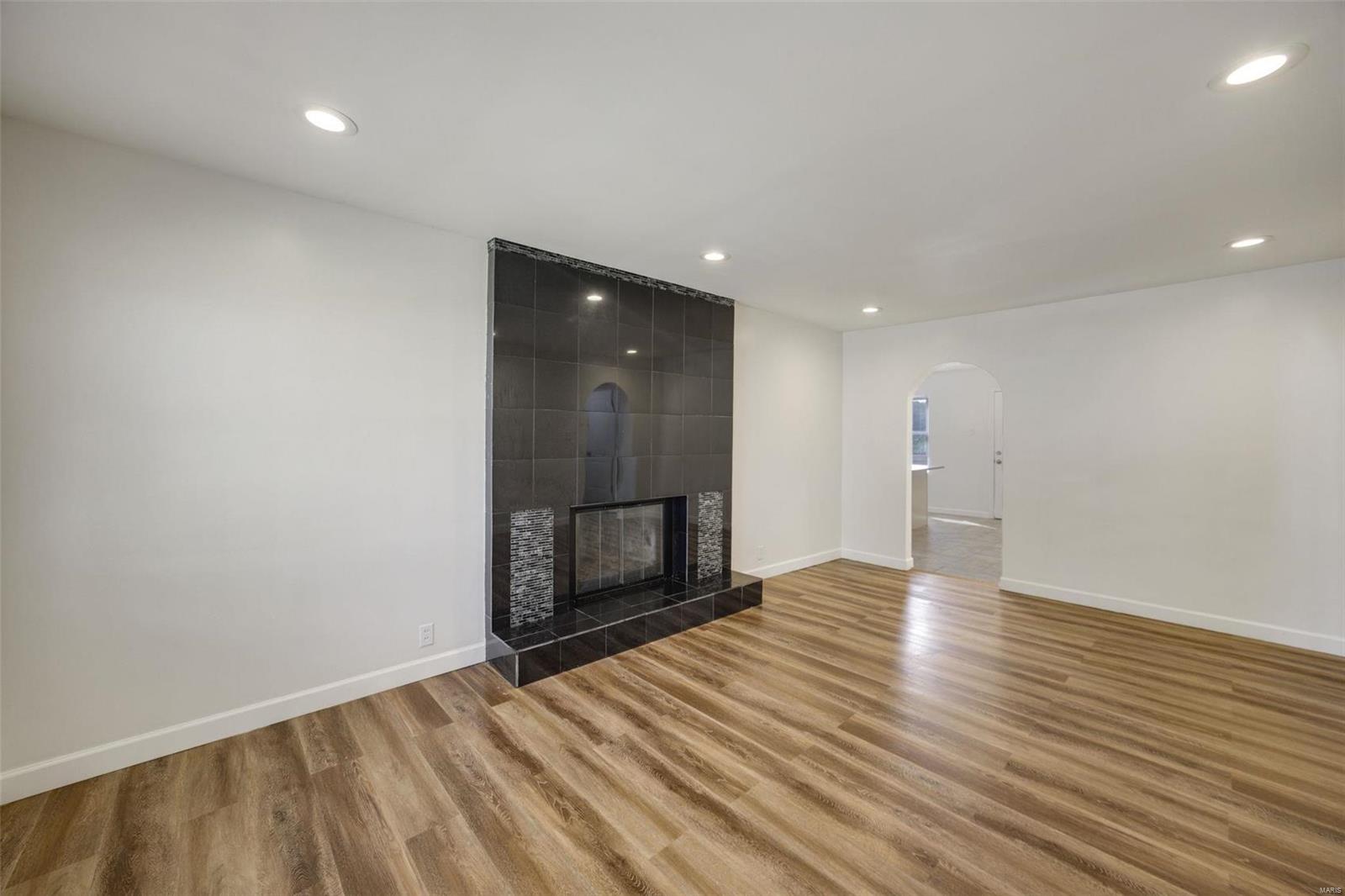 6554 Plymouth Avenue