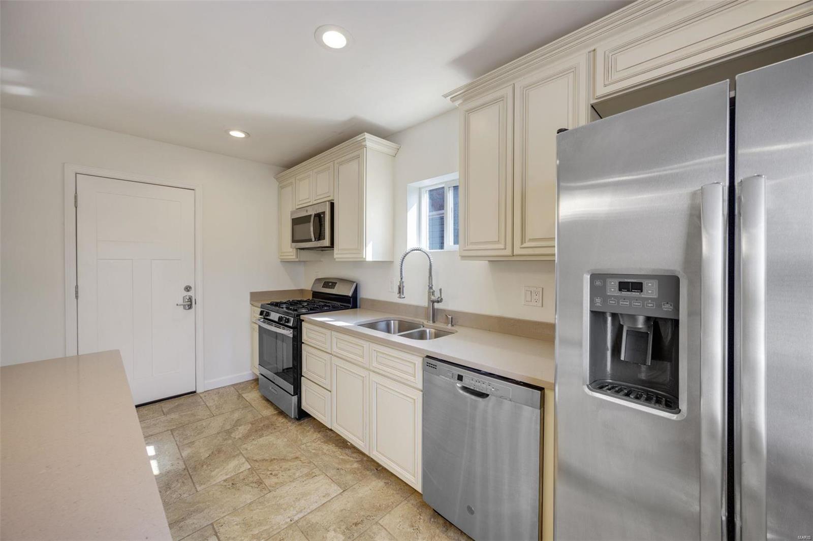 6554 Plymouth Avenue