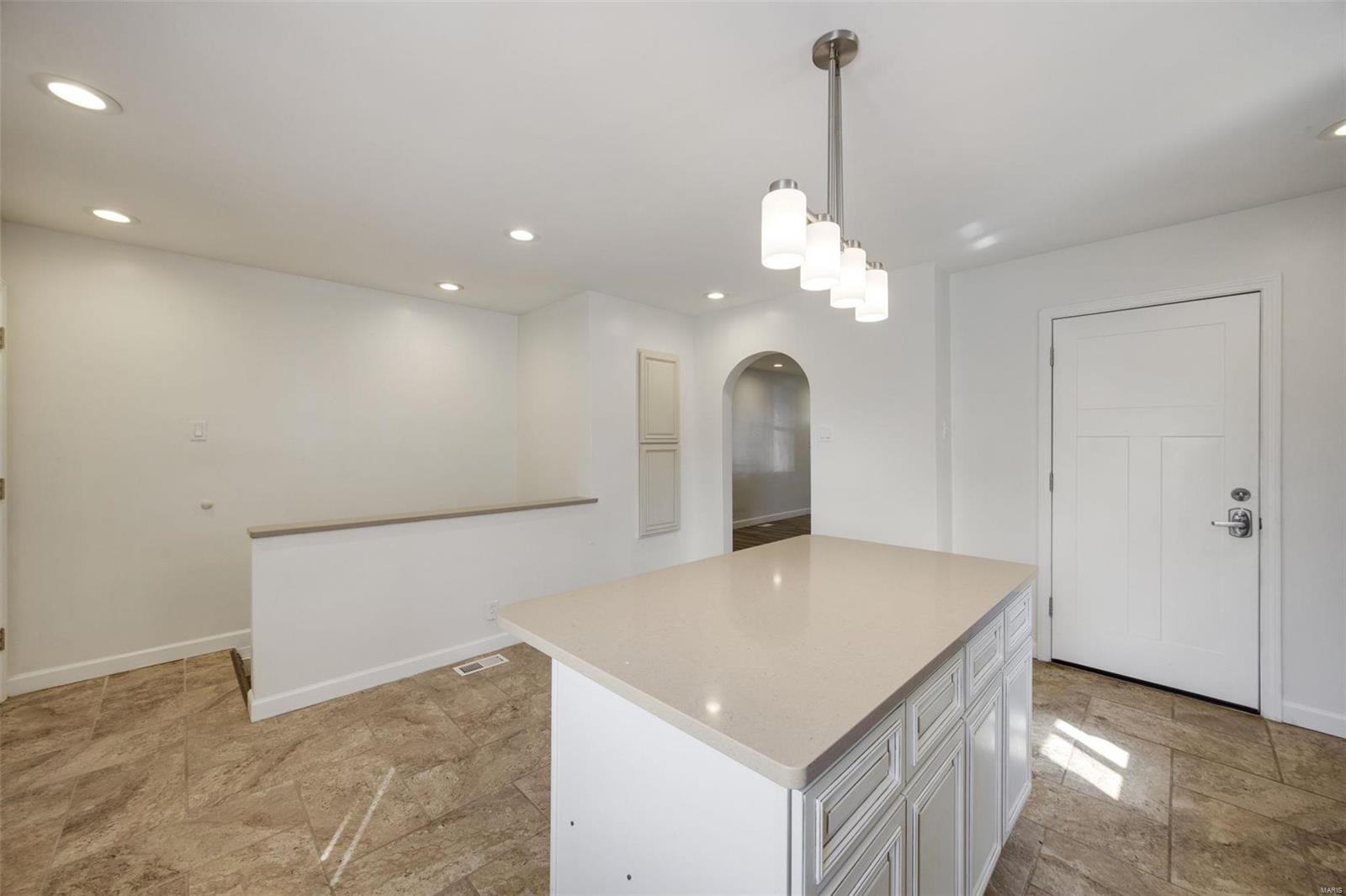 6554 Plymouth Avenue