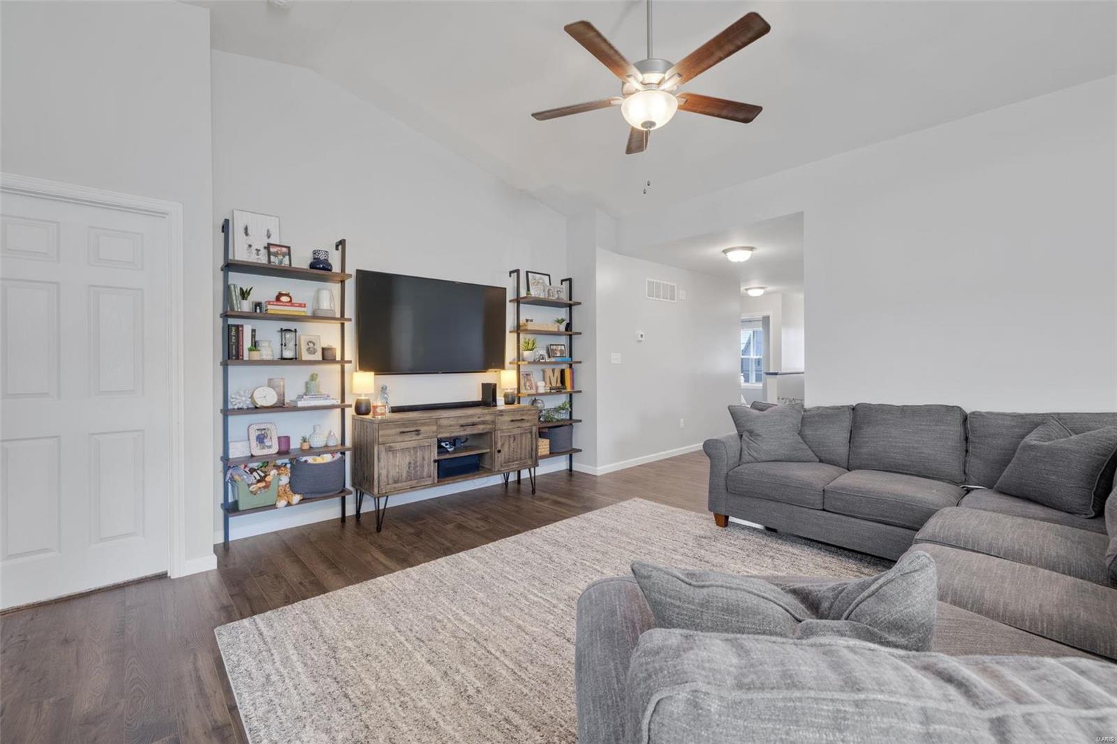 221 Brookview Way Court