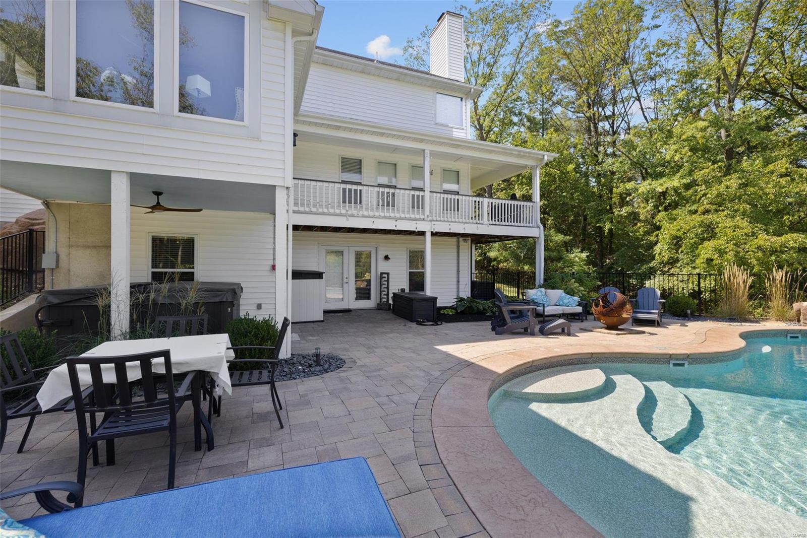 17253 Portland Crest Court