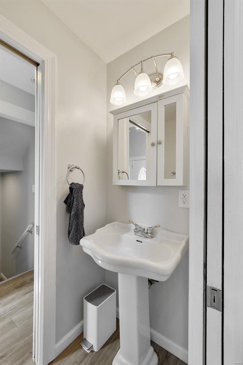 17253 Portland Crest Court