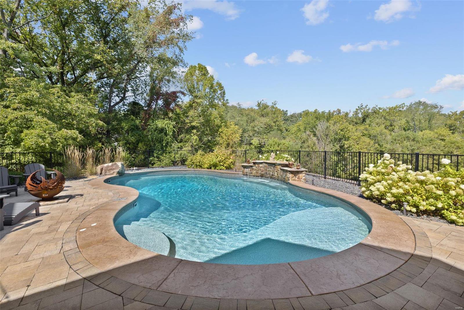 17253 Portland Crest Court