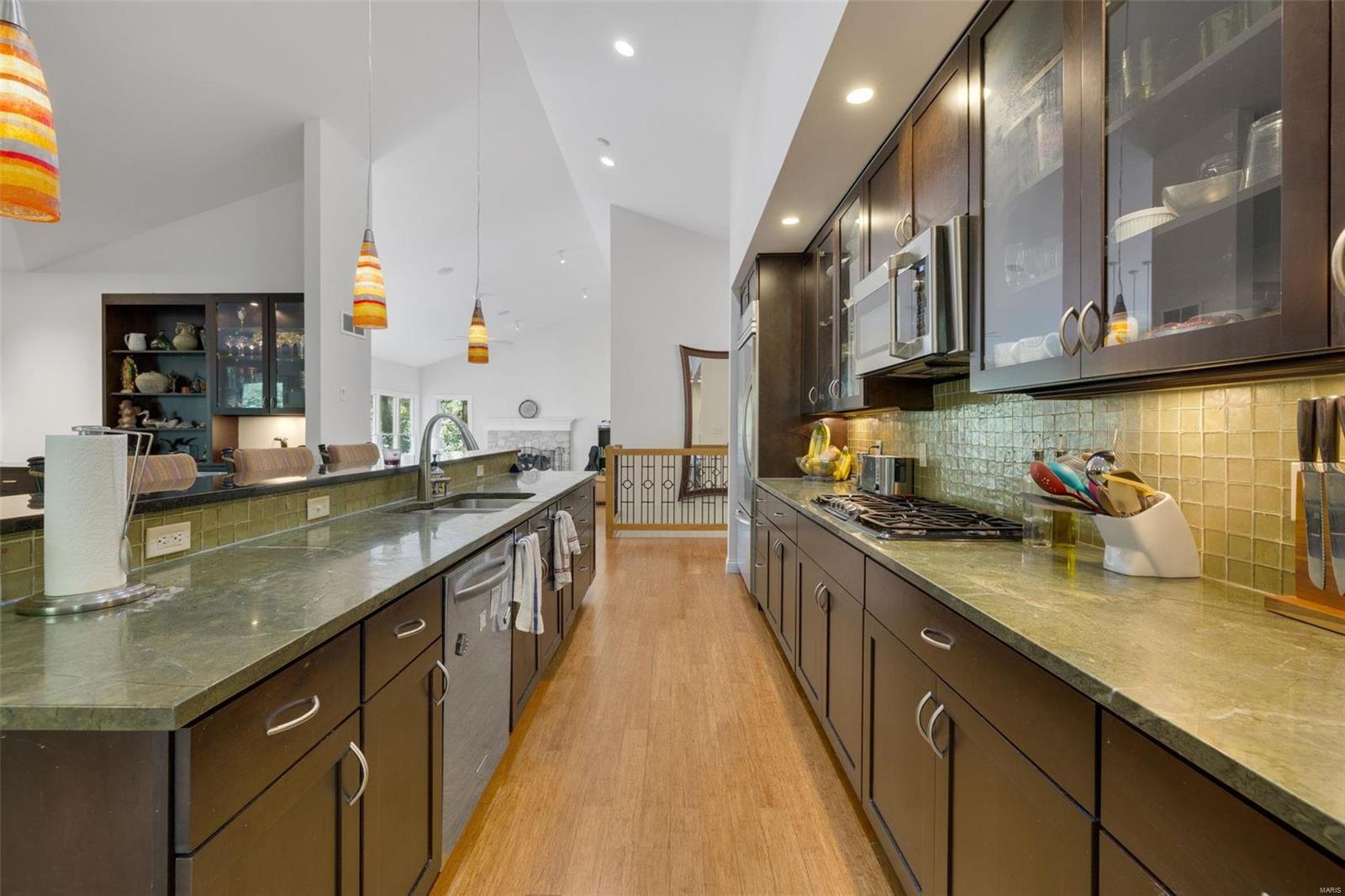 12415 Robyn Road