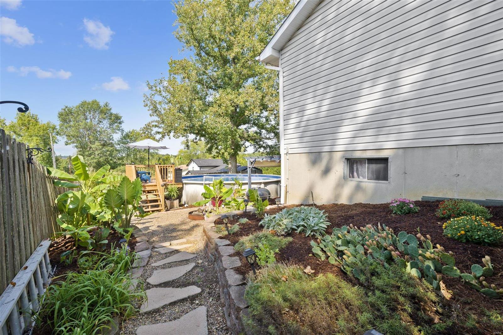 1229 Crystal Heights Road