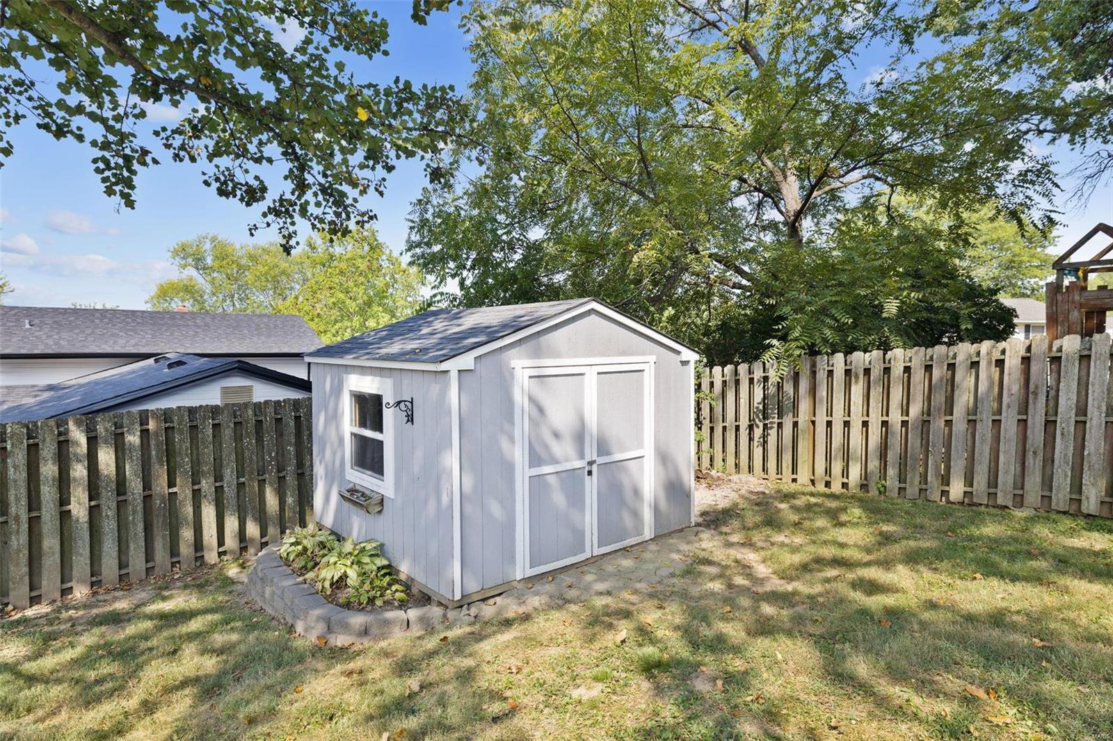 1229 Crystal Heights Road