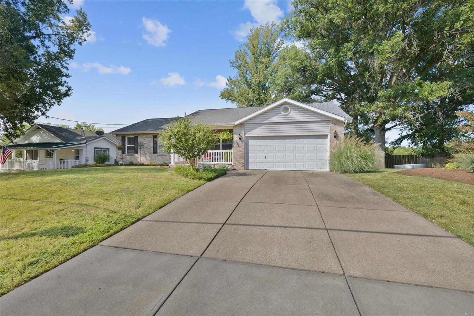 1229 Crystal Heights Road