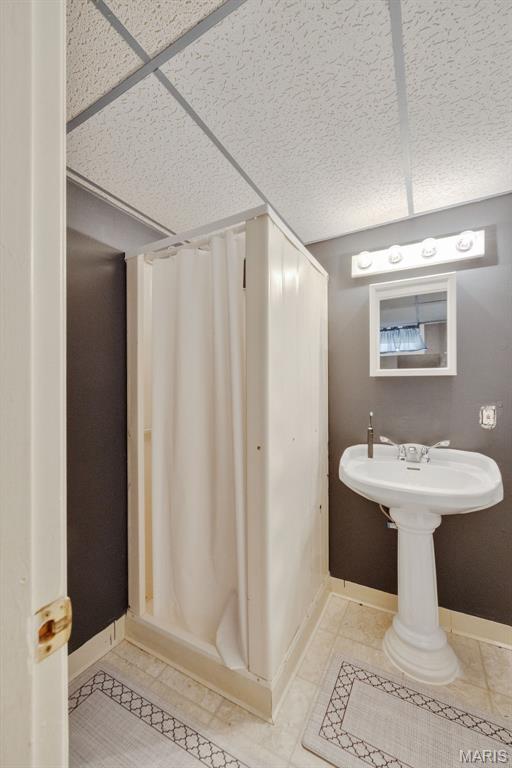 200 Calbreath Court
