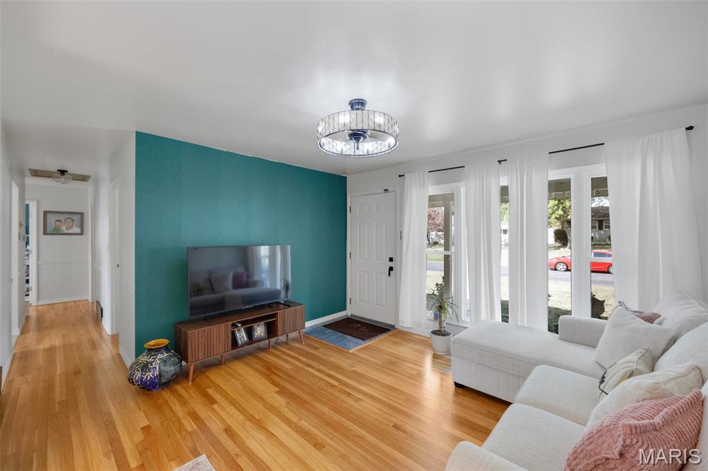 200 Calbreath Court