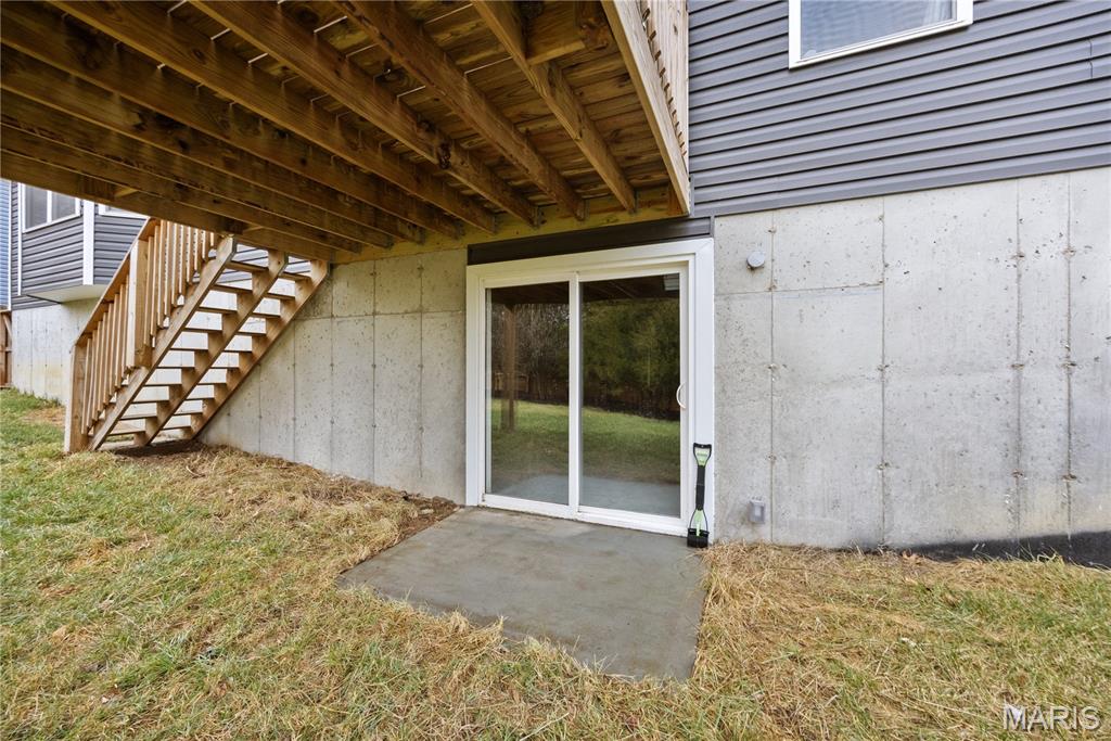 1136 Stone Henge Court