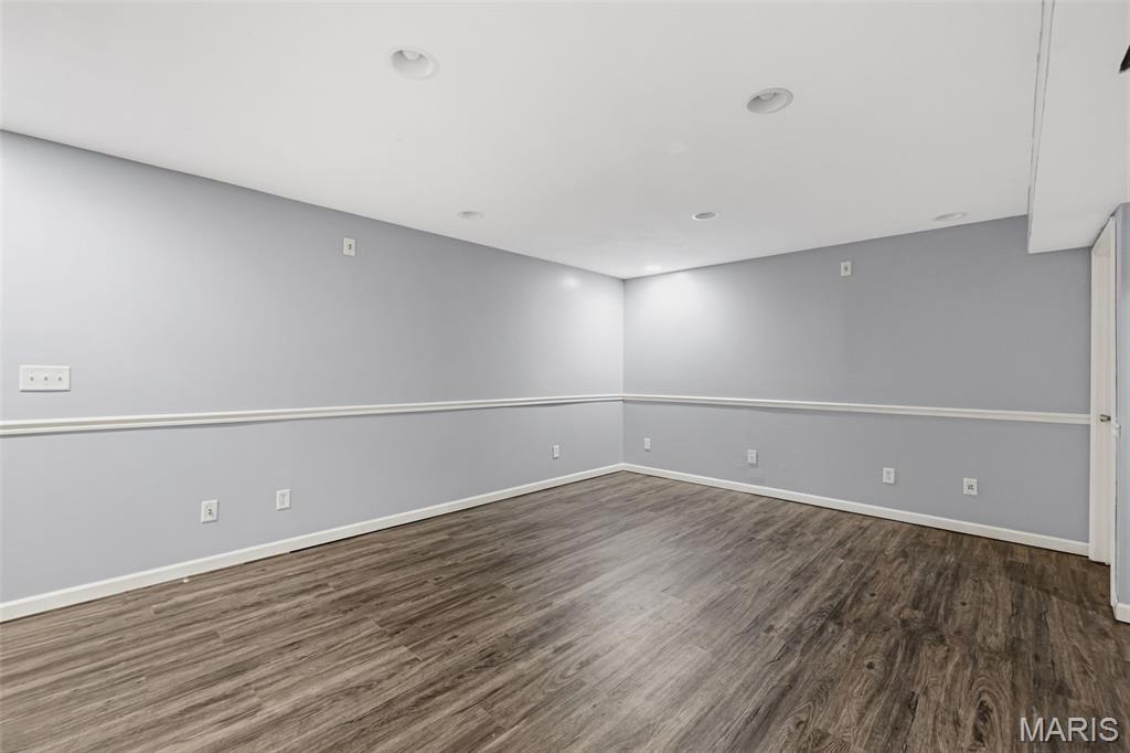 2330 Garden Lane