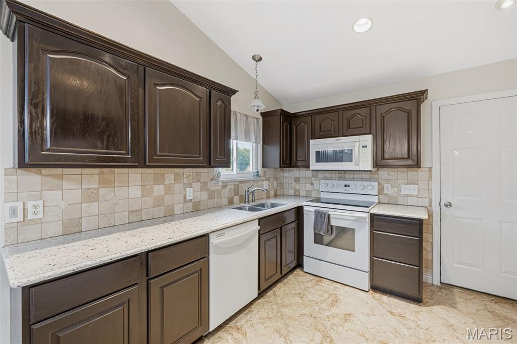 2330 Garden Lane