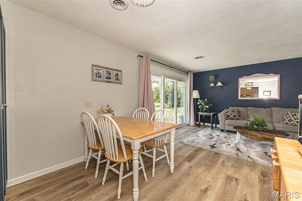 7104 Fernbrook Drive