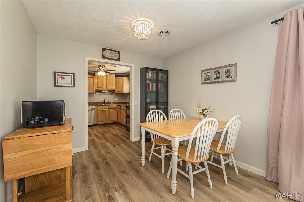 7104 Fernbrook Drive