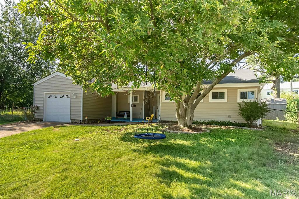 7104 Fernbrook Drive