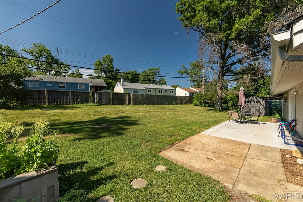 7104 Fernbrook Drive