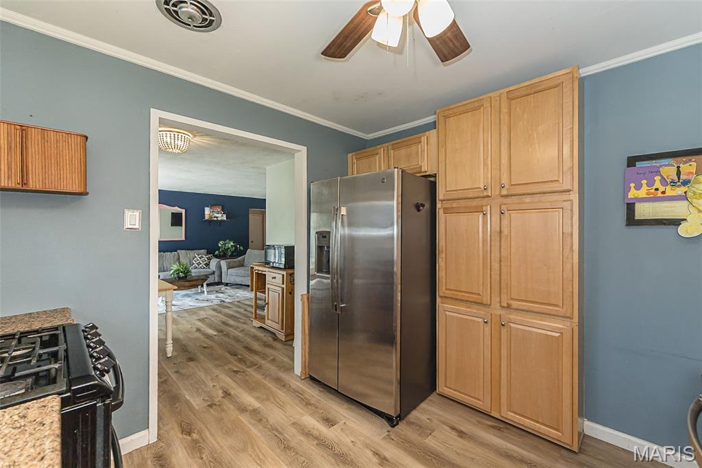 7104 Fernbrook Drive