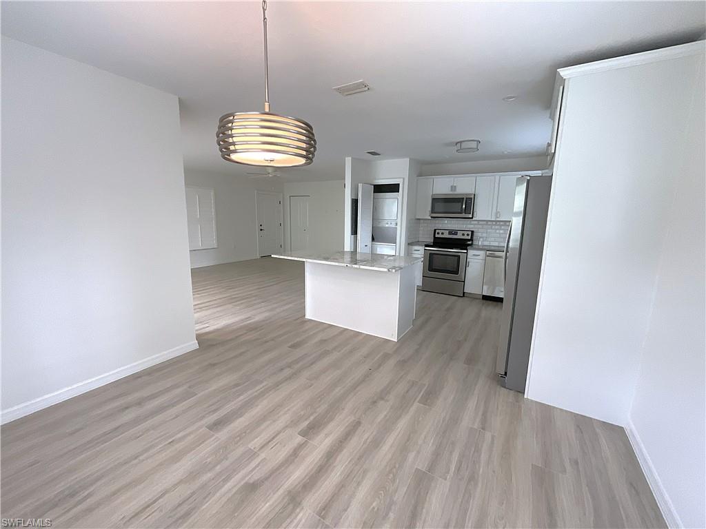 4170 Crayton RD # C8