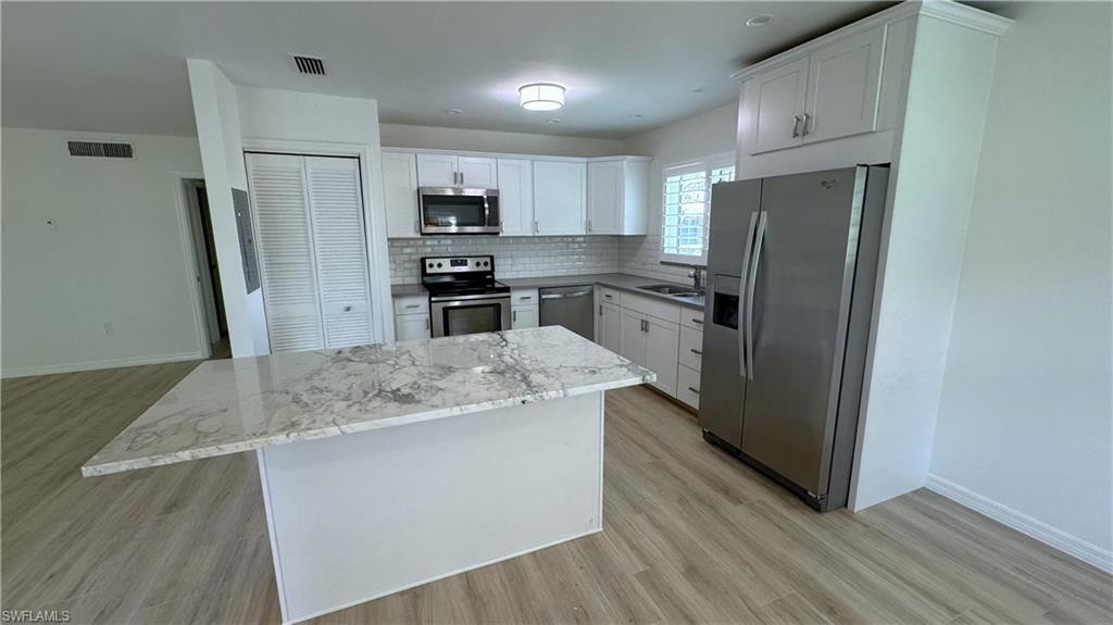 4170 Crayton RD # C8