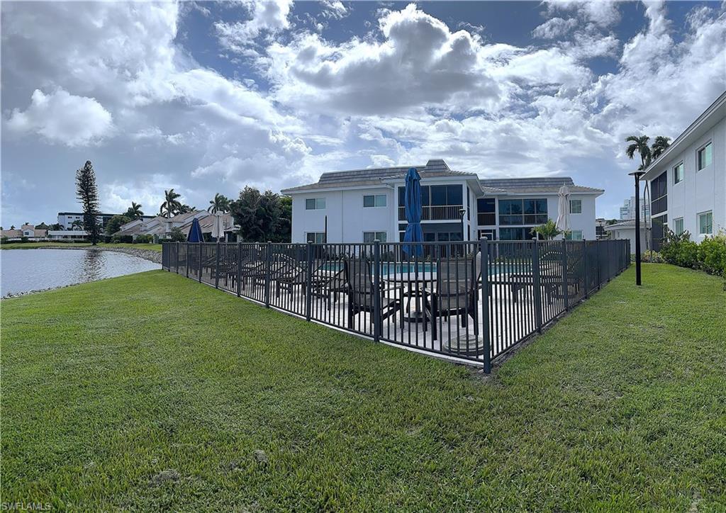 4170 Crayton RD # C8