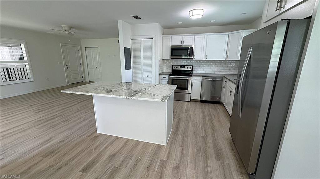 4170 Crayton RD # C8