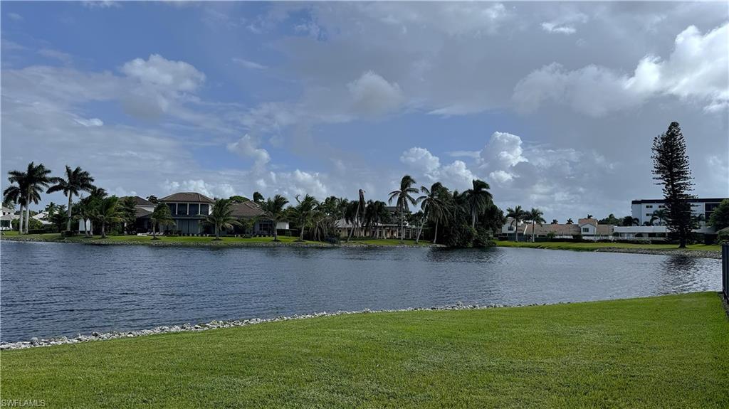 4170 Crayton RD # C8