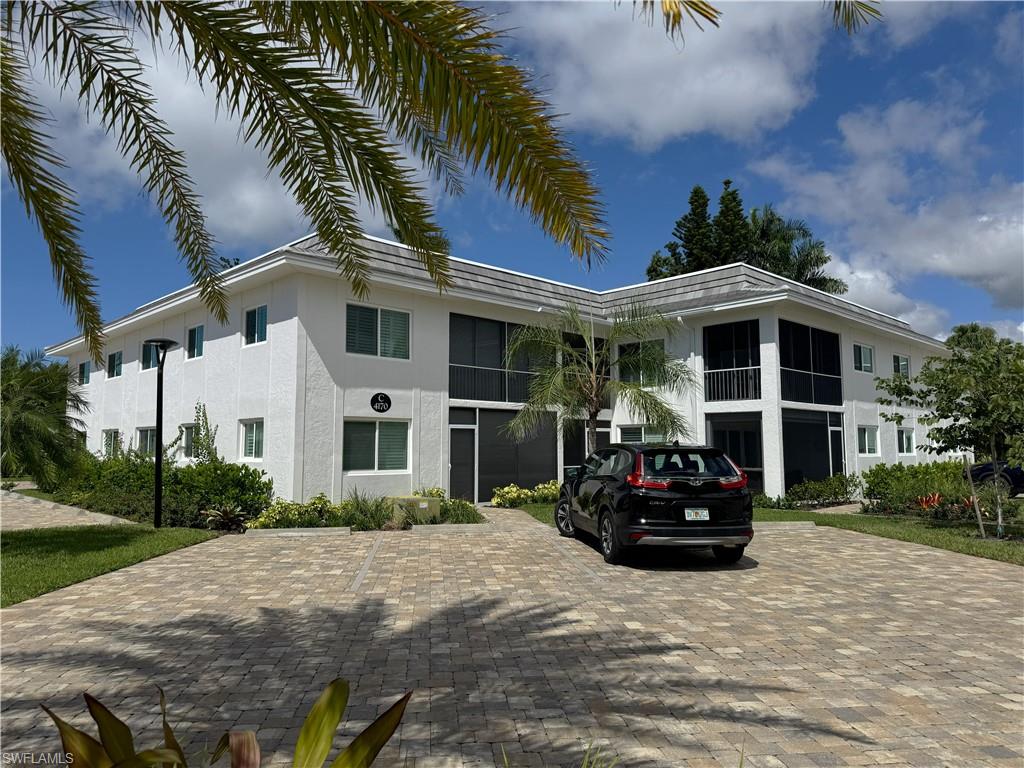 4170 Crayton RD # C8