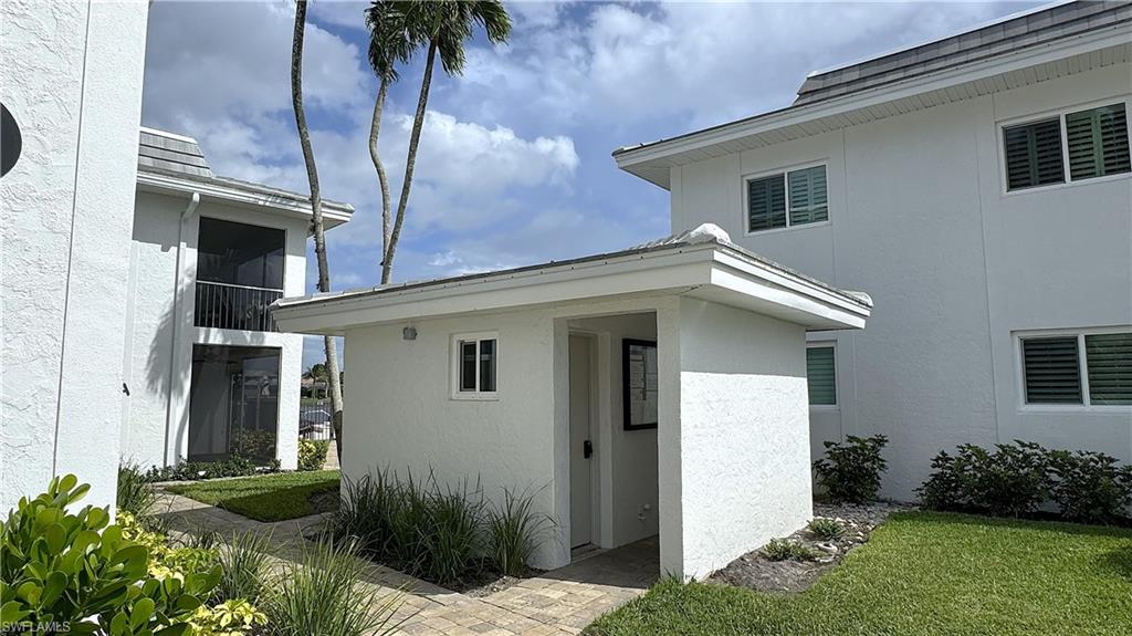 4170 Crayton RD # C8