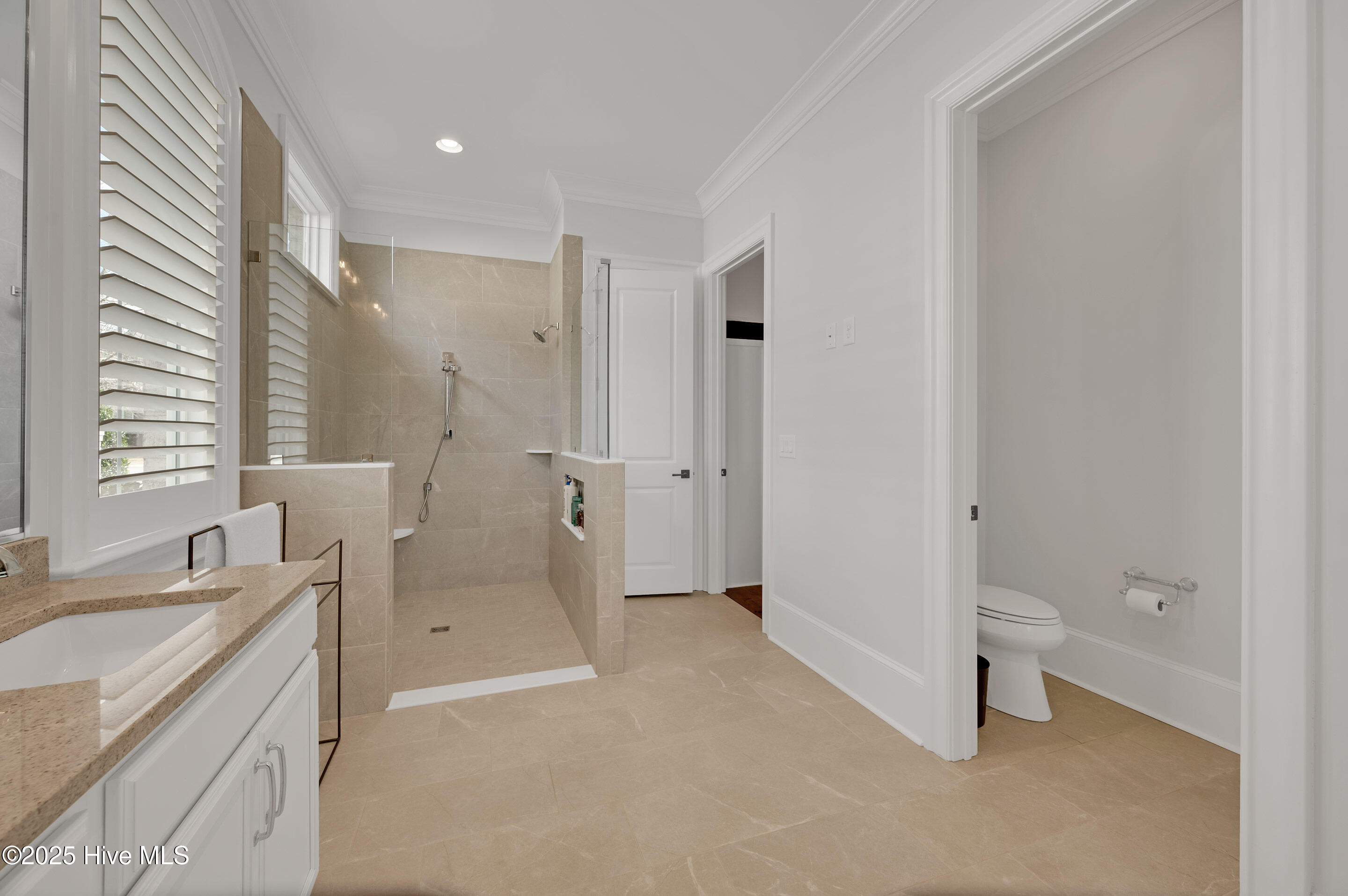 3700 Ashford Place