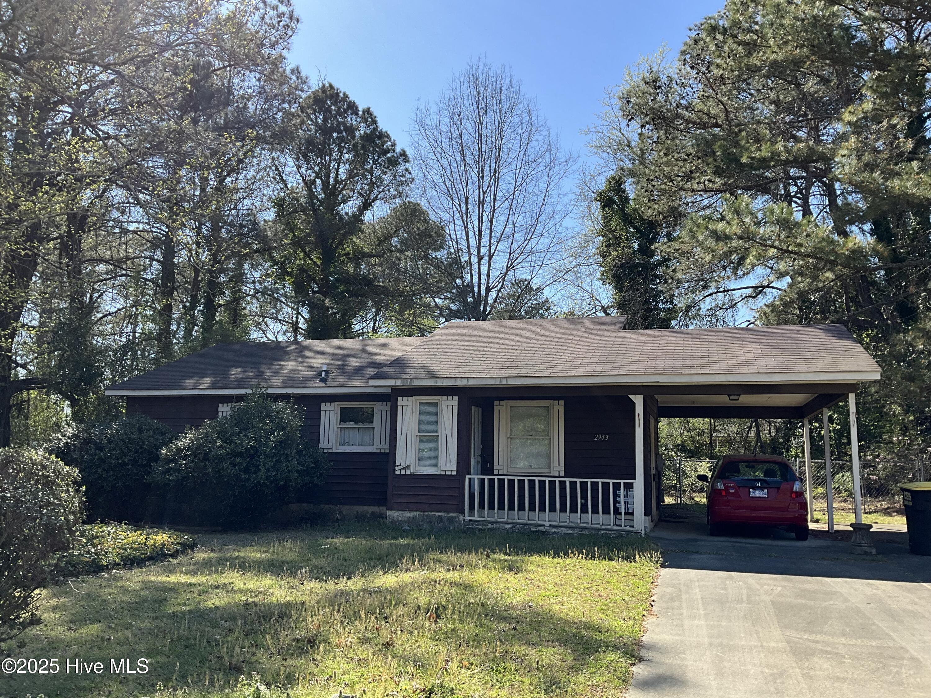 2943 Birdsong Circle