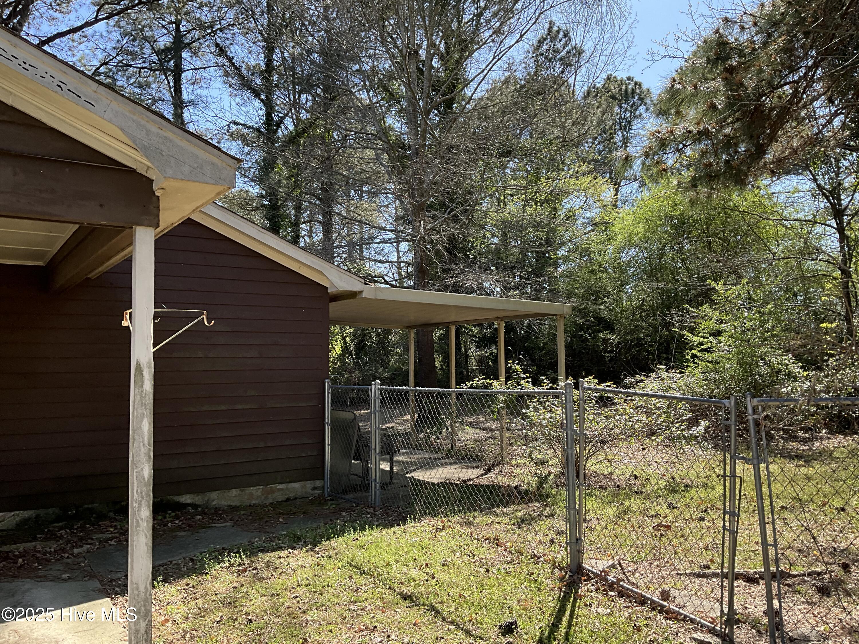 2943 Birdsong Circle