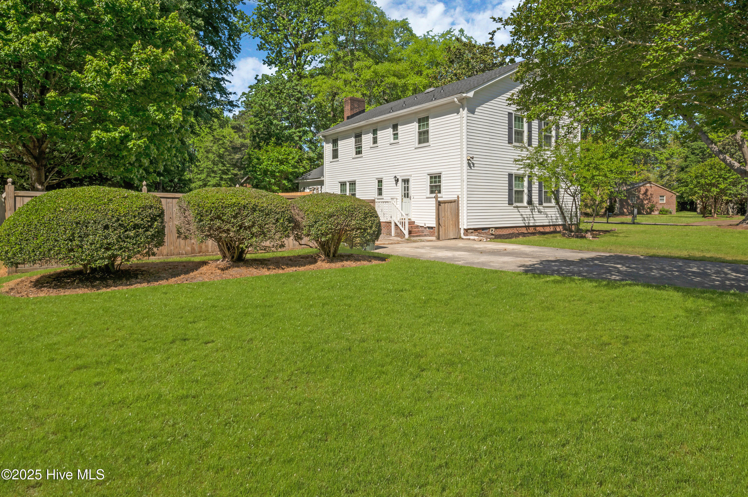 401 Club Pines Drive