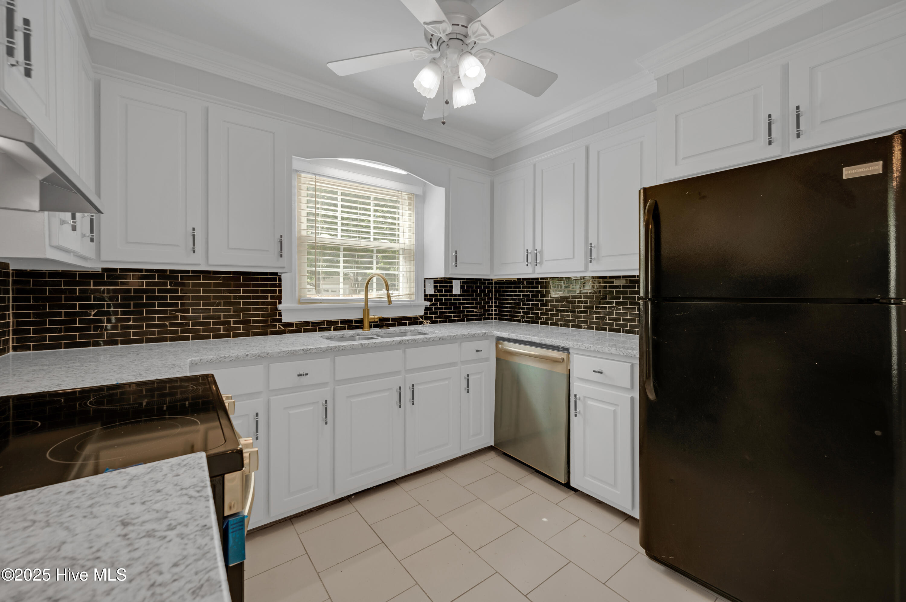 401 Club Pines Drive
