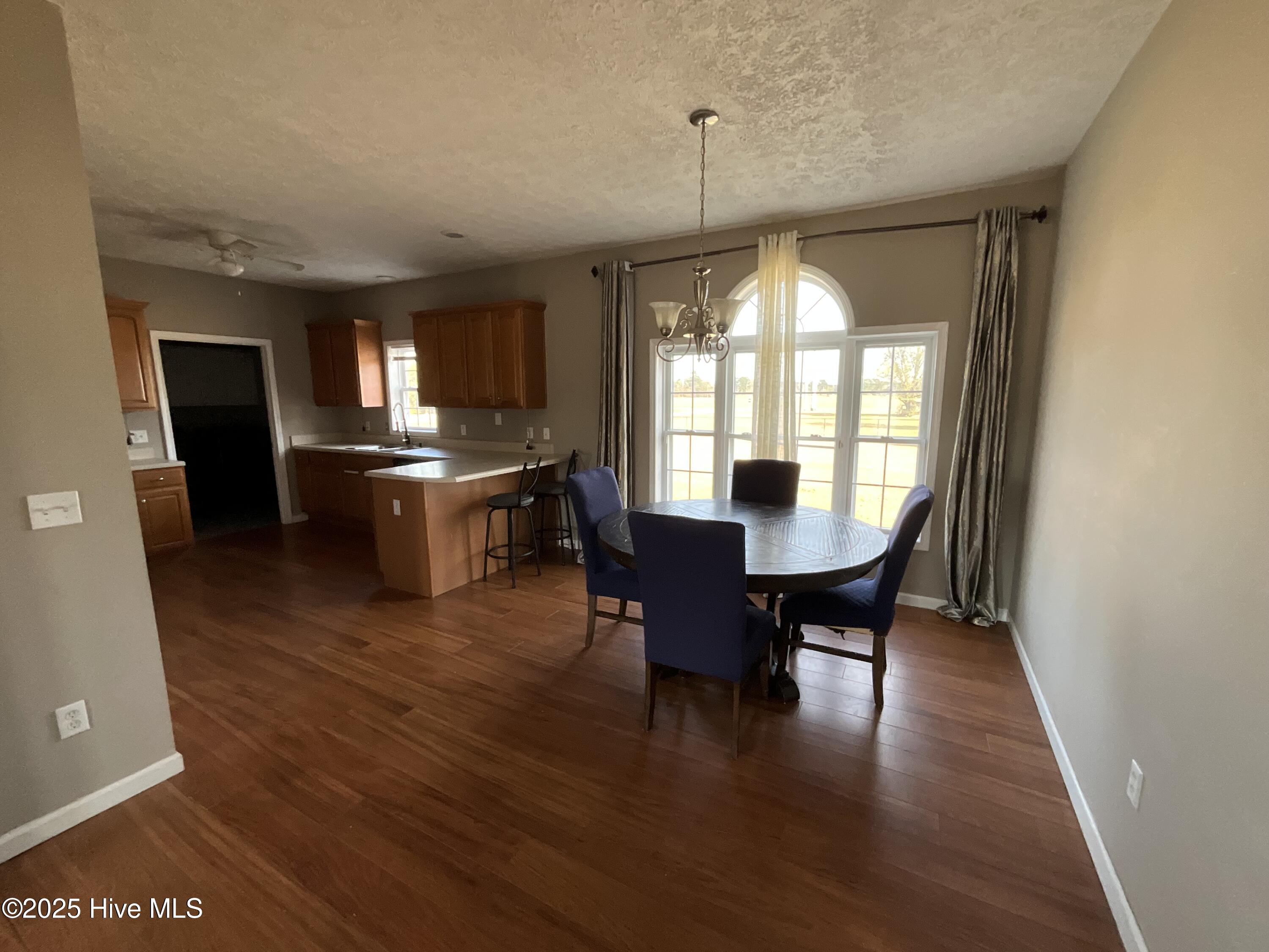 3274 Quail Pointe Drive