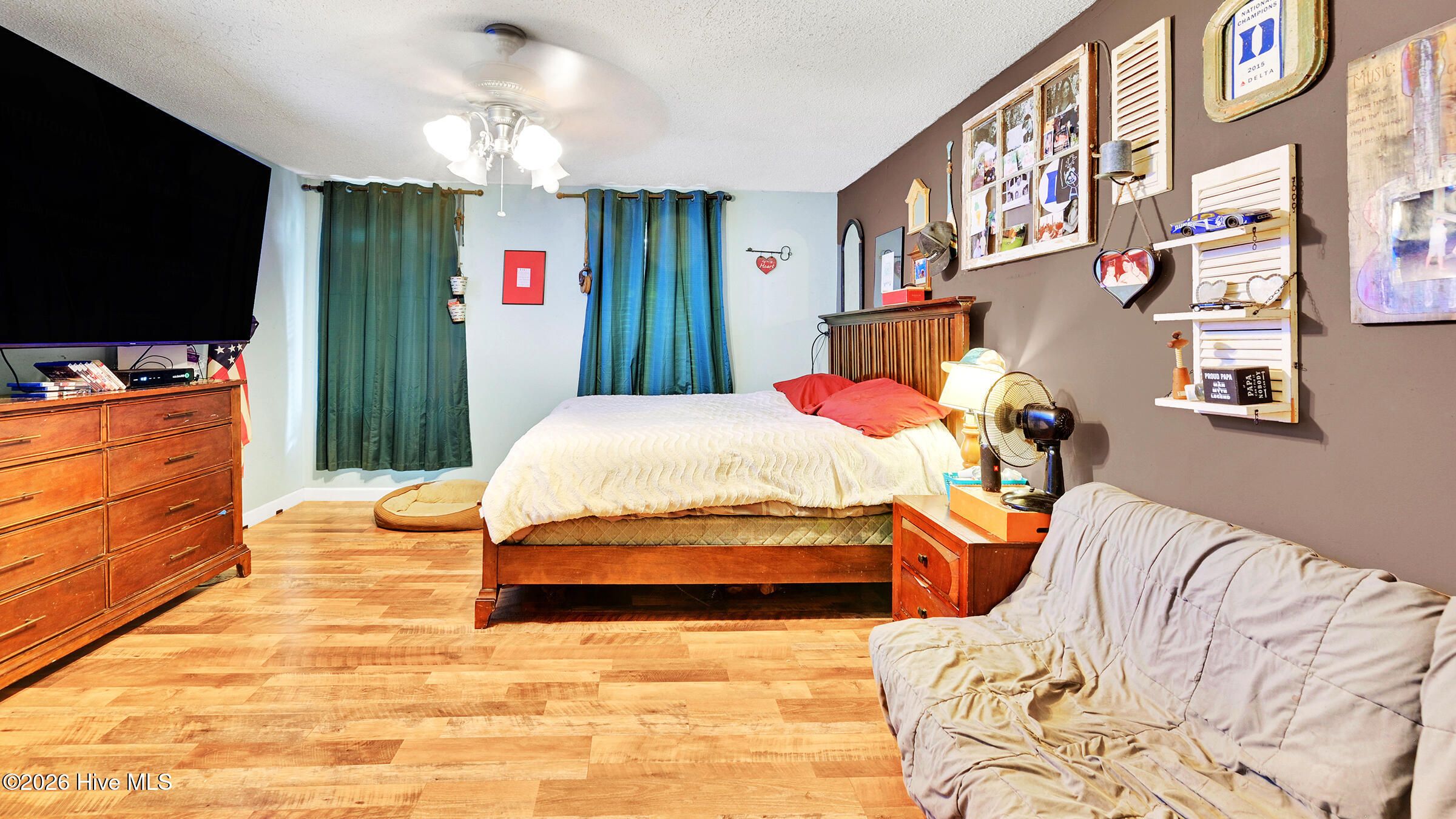 950 Kelly Drive