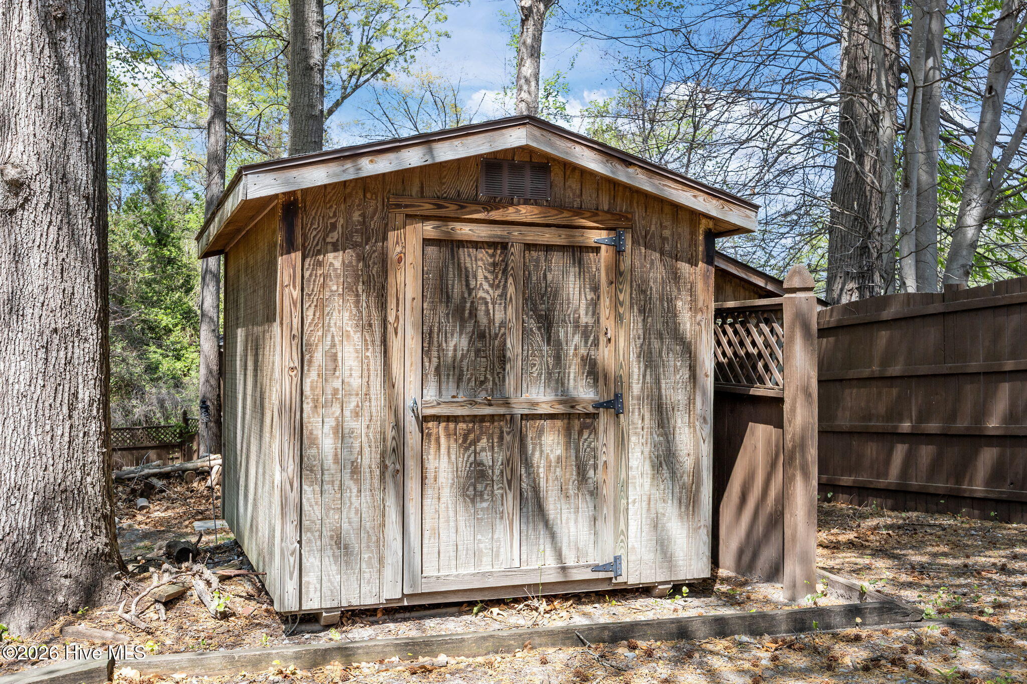 1104 W Rock Spring Road