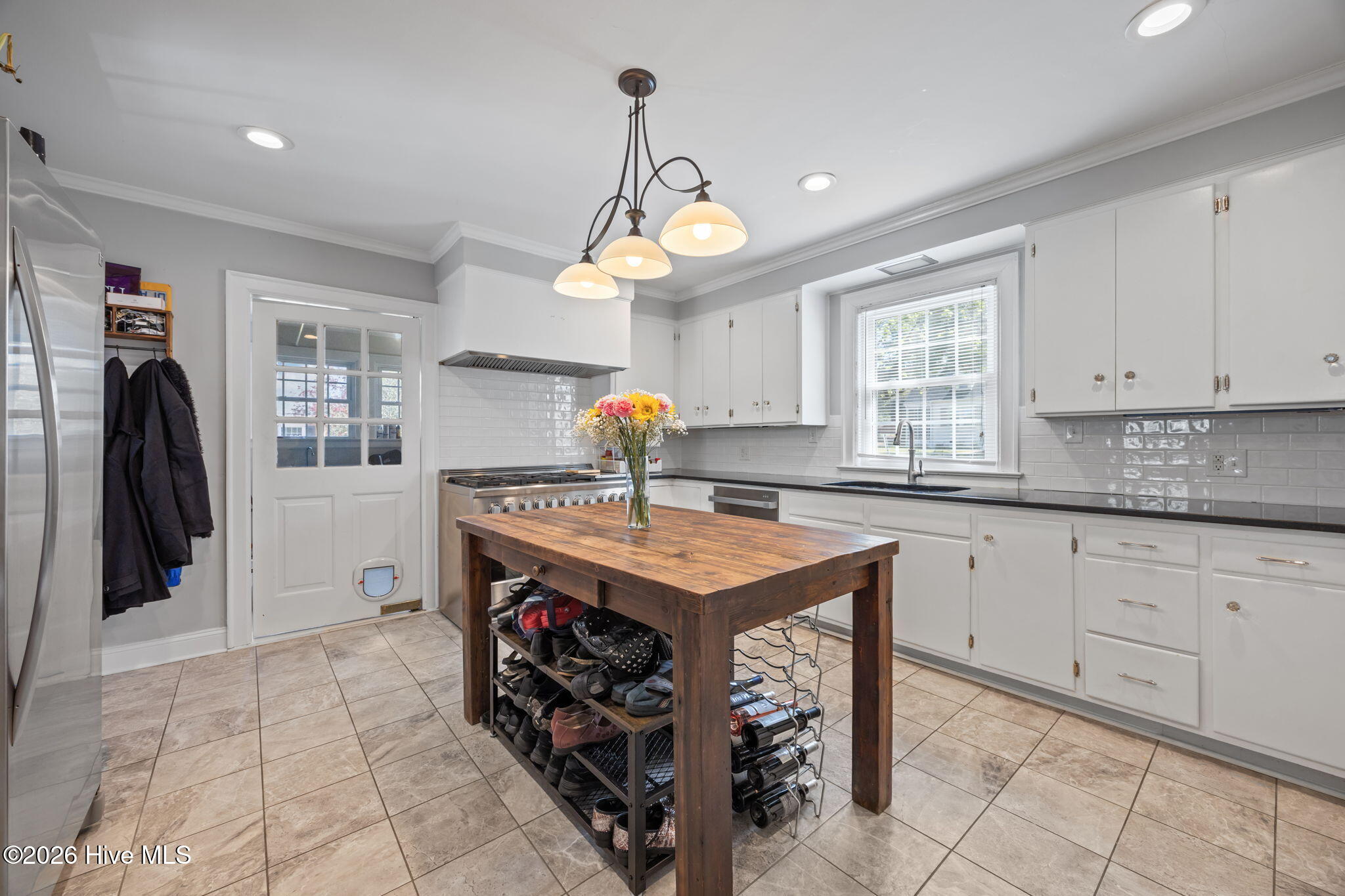 1104 W Rock Spring Road
