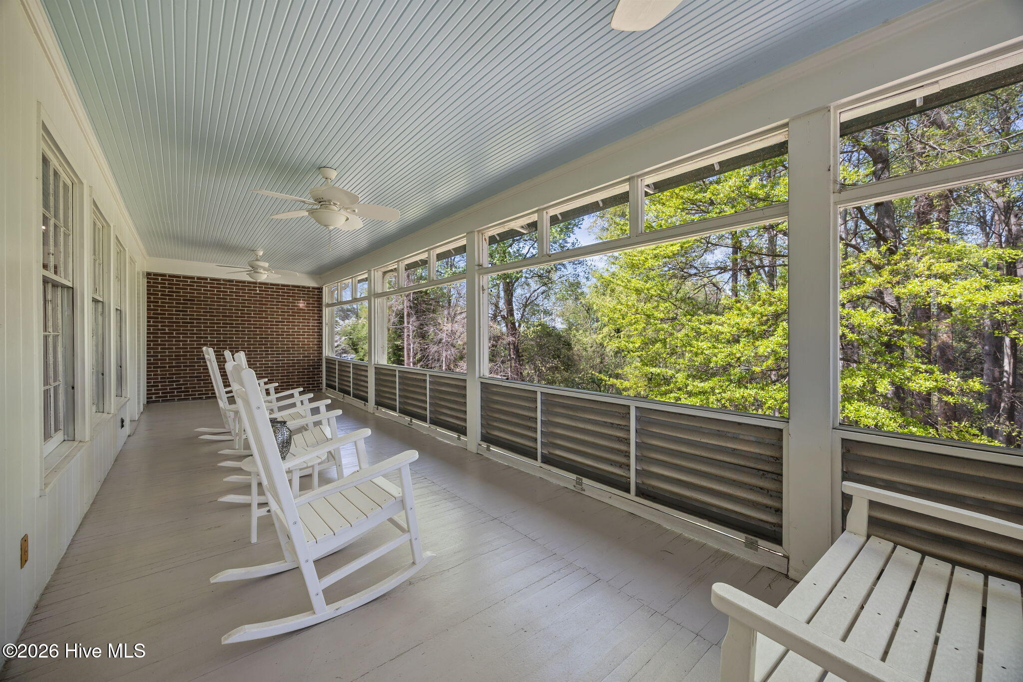 1104 W Rock Spring Road