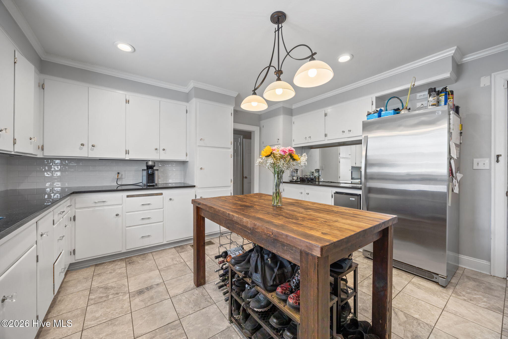 1104 W Rock Spring Road