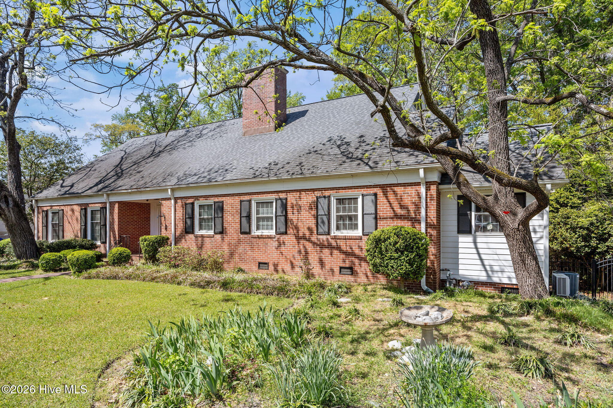 1104 W Rock Spring Road