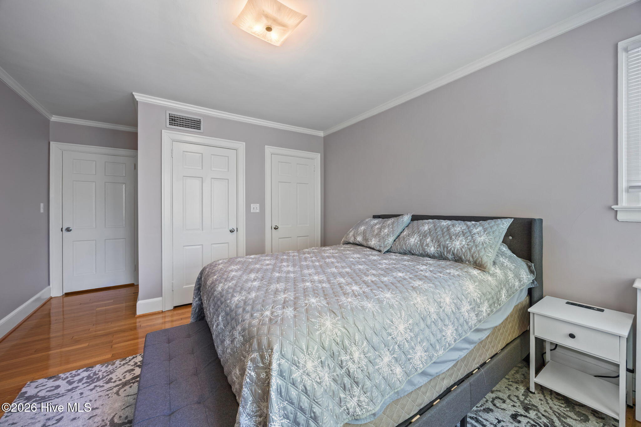 1104 W Rock Spring Road
