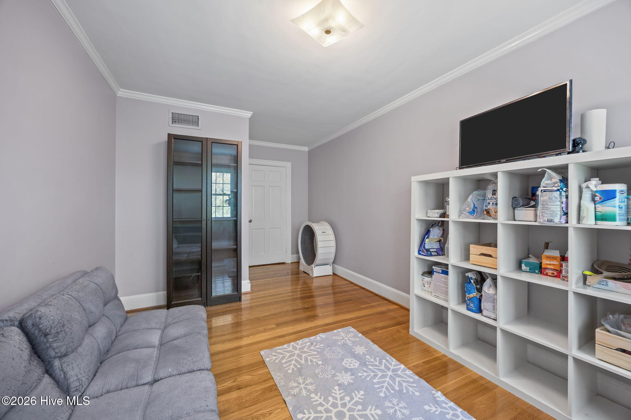 1104 W Rock Spring Road