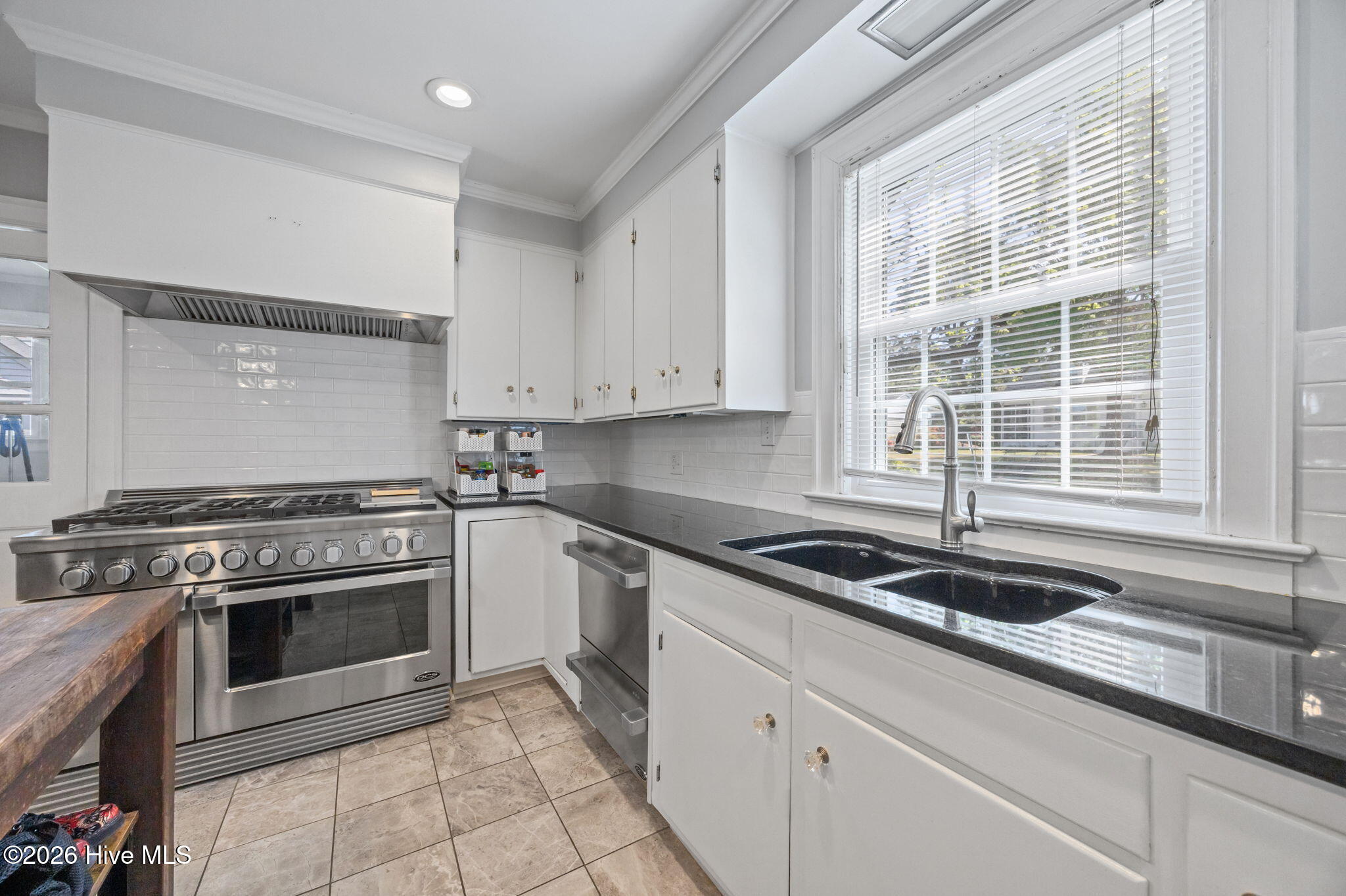 1104 W Rock Spring Road