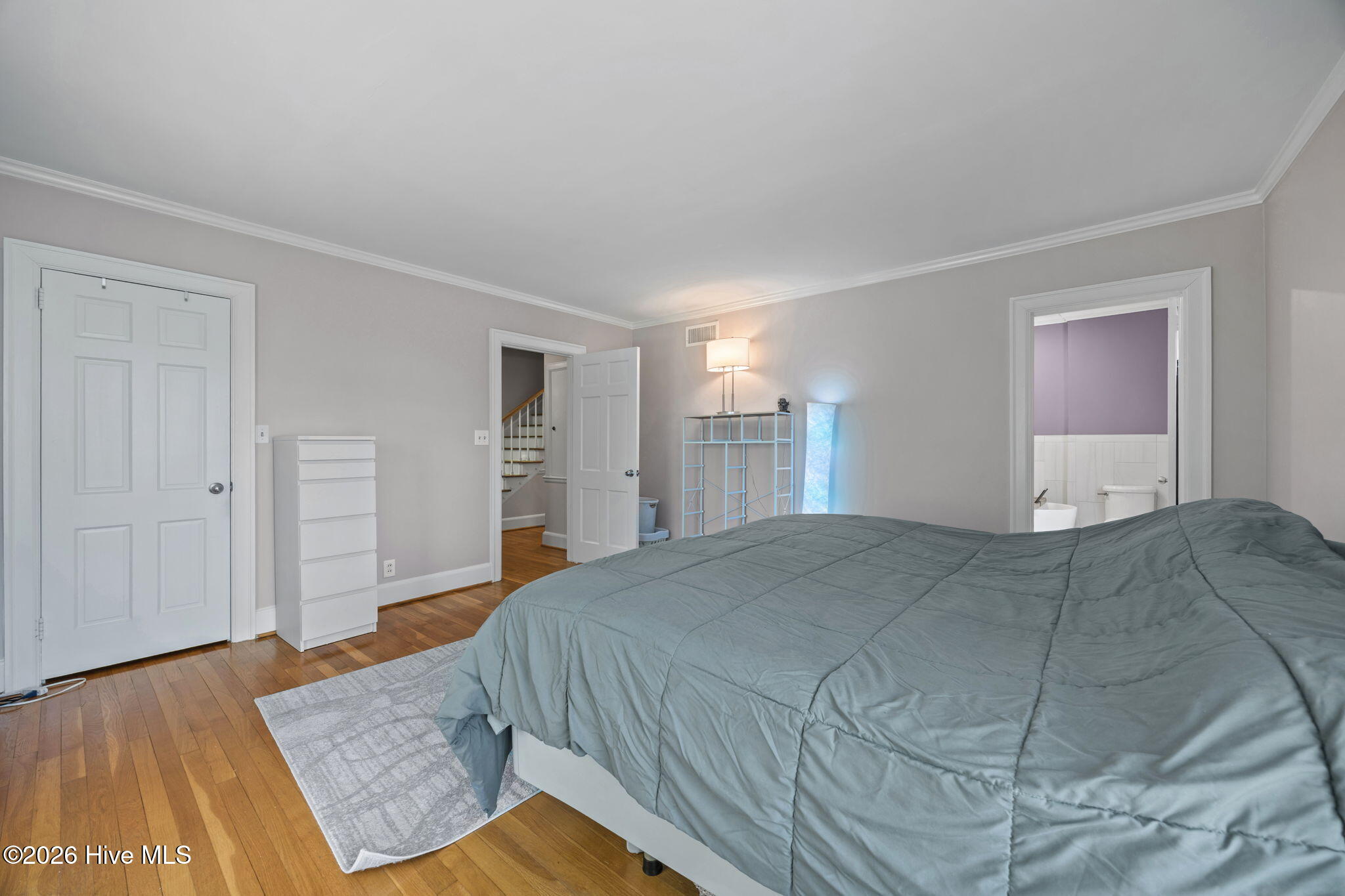 1104 W Rock Spring Road