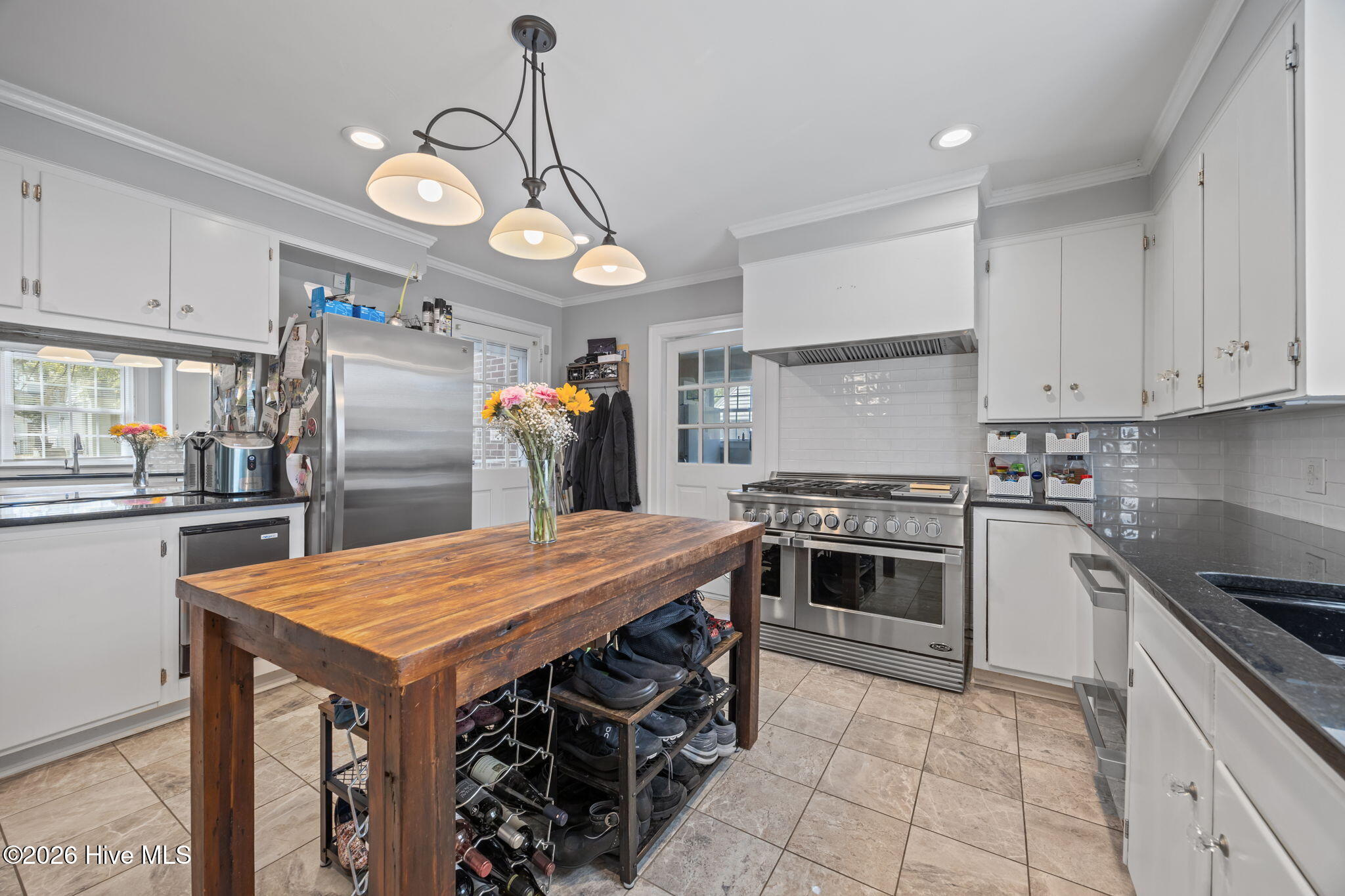 1104 W Rock Spring Road