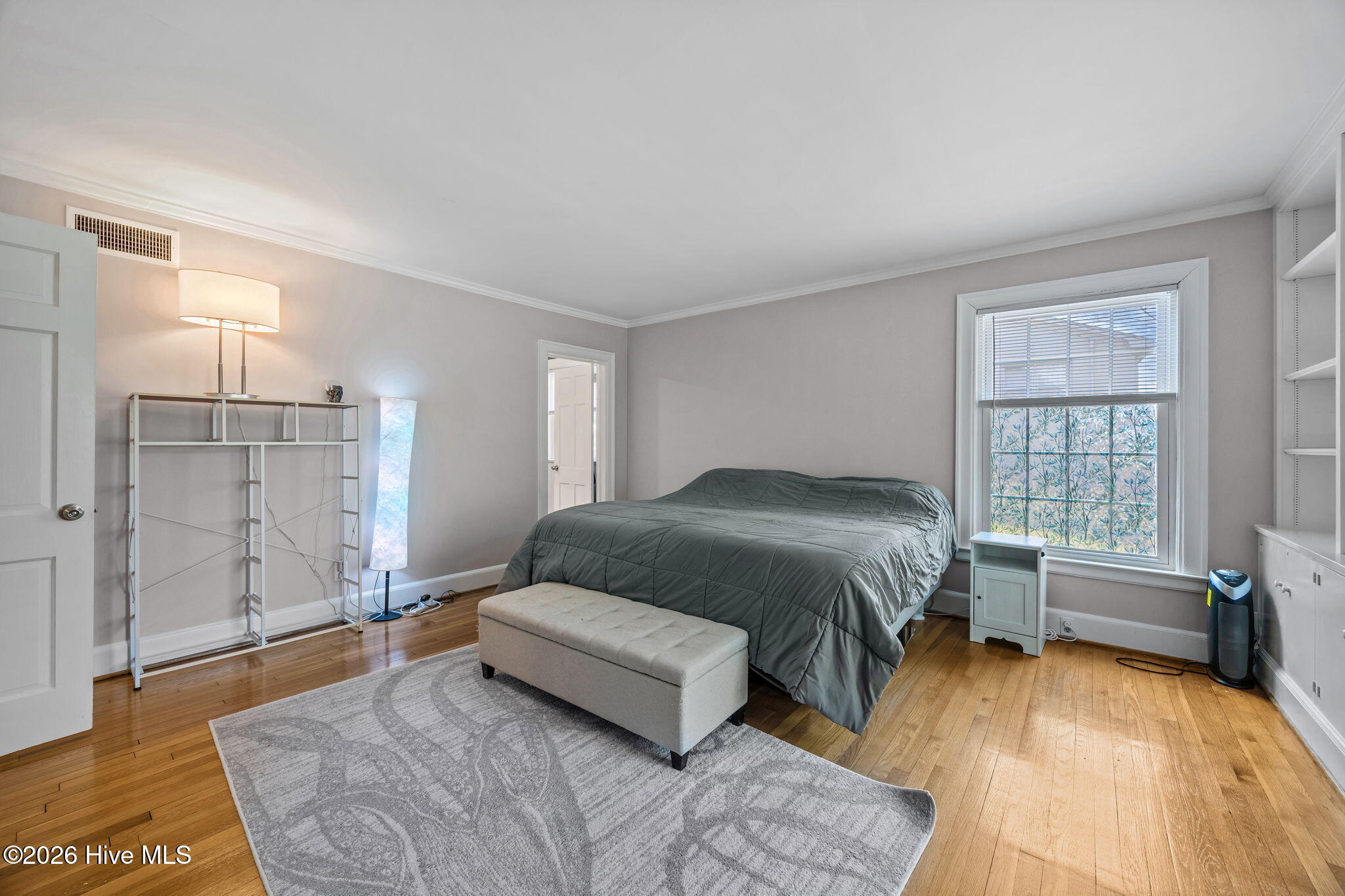 1104 W Rock Spring Road