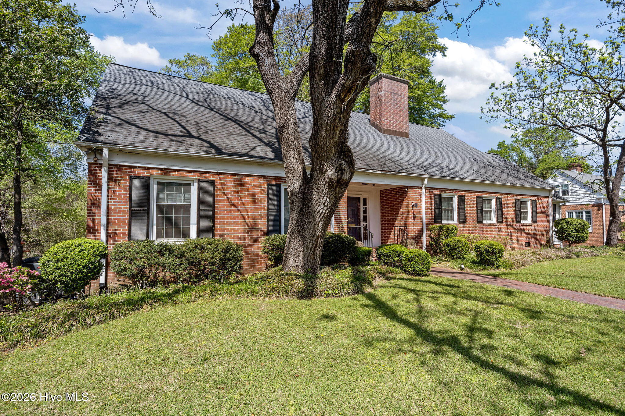 1104 W Rock Spring Road