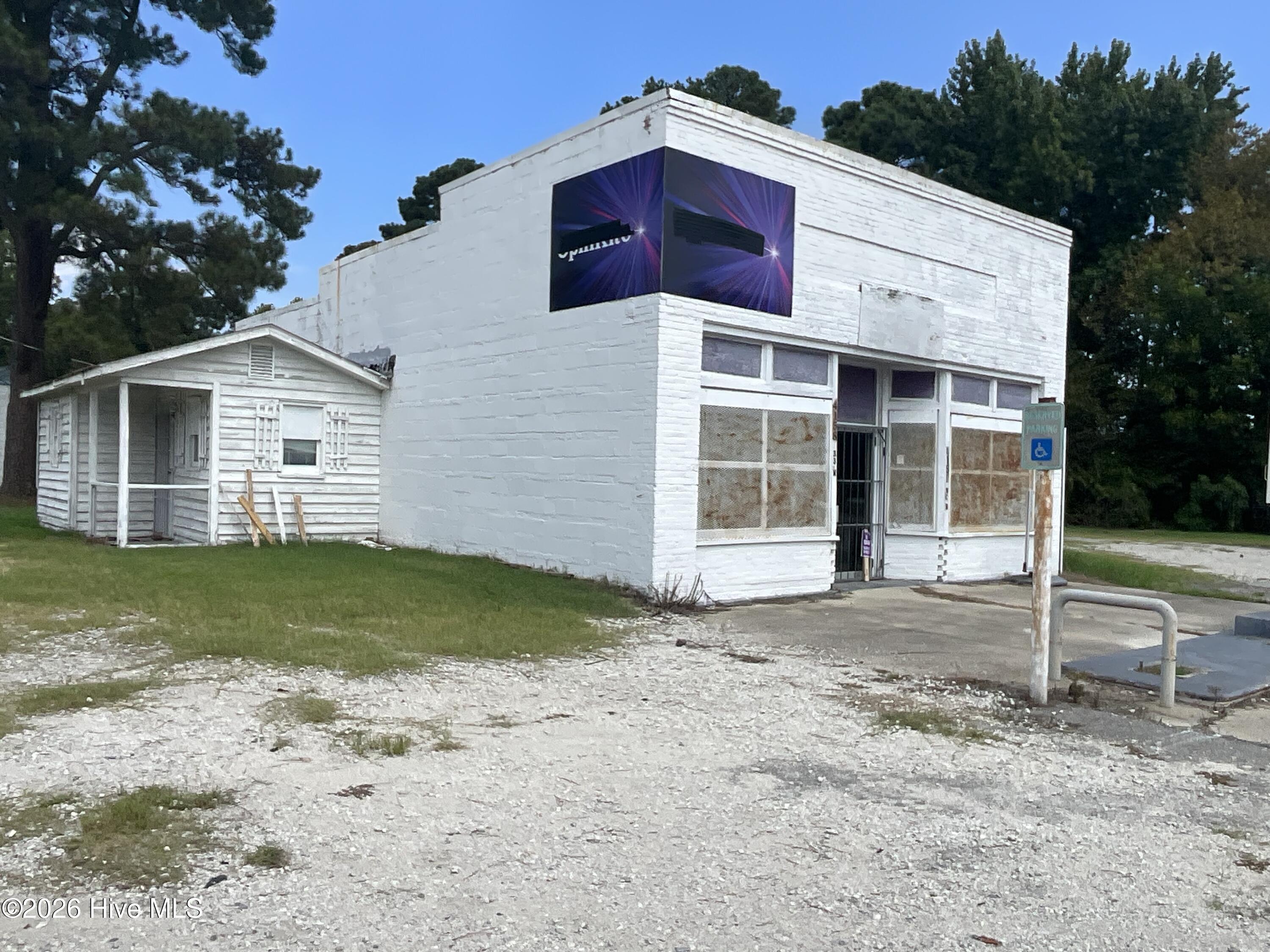 4158 Carolina 33